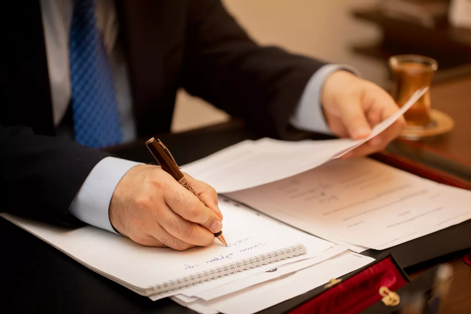 gestión patrimonial y asesoría legal profesional